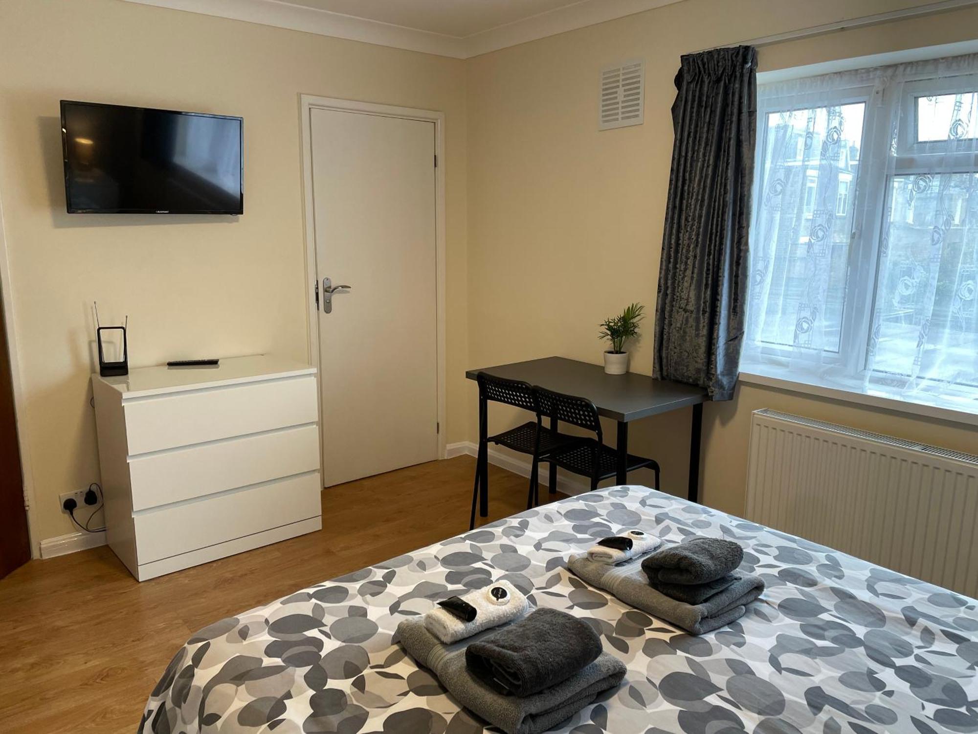 Kensal Lodge 2 Guest House London Eksteriør billede