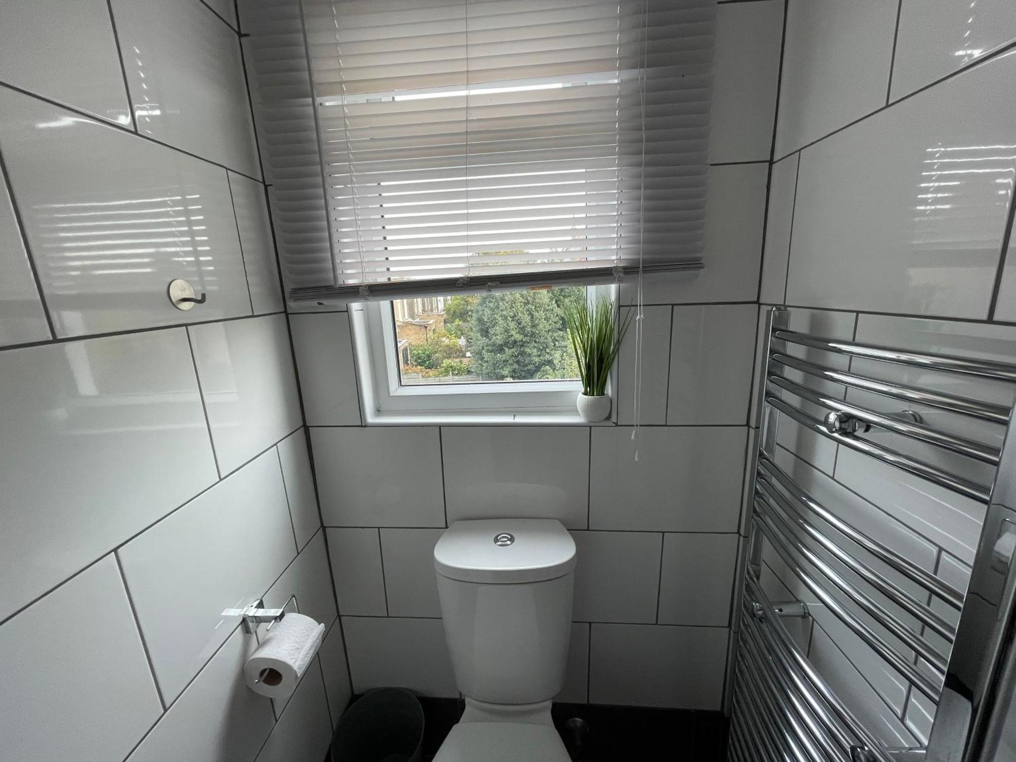 Kensal Lodge 2 Guest House London Eksteriør billede
