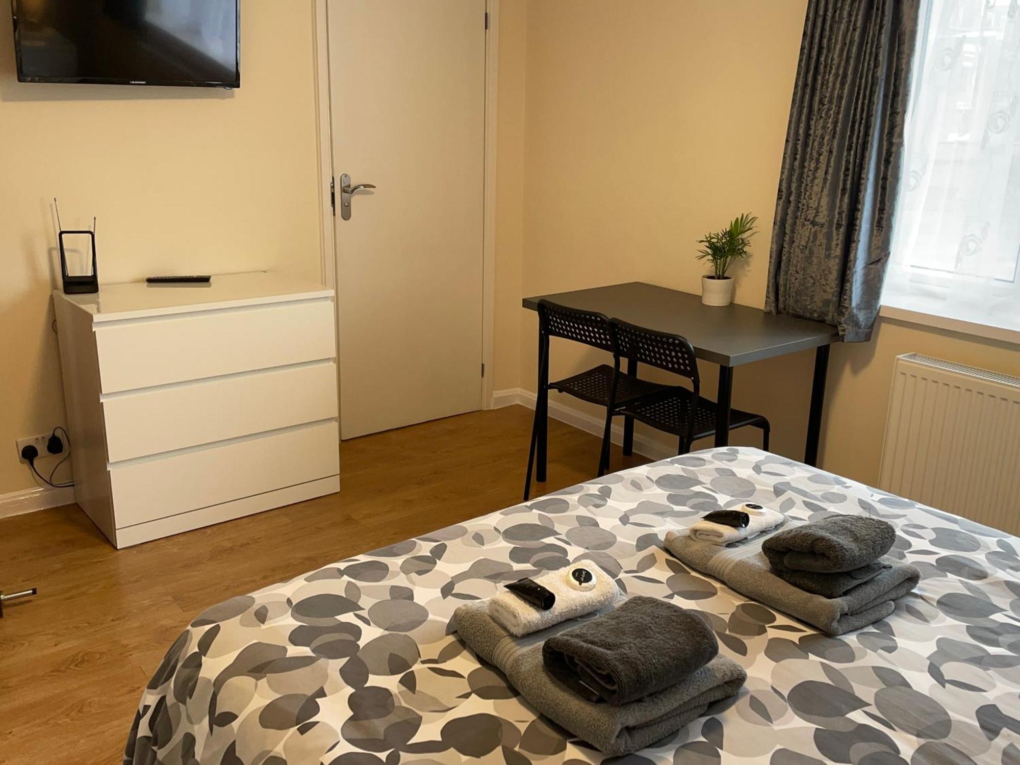 Kensal Lodge 2 Guest House London Eksteriør billede